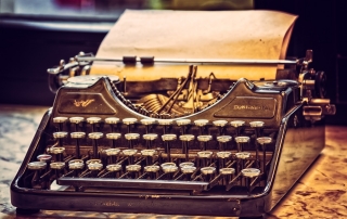 Visibly Media blogging typewriter